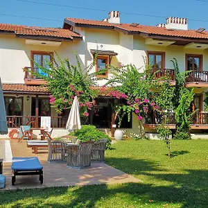 2* Hotel Efe Gocek