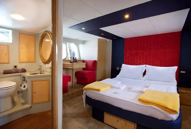 Båthotell Voyatur Turizm Ve Yatcilik Hotell Göcek Turkiet
